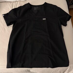 Black Catarina Figs Women’s One Pocket Scrub Top